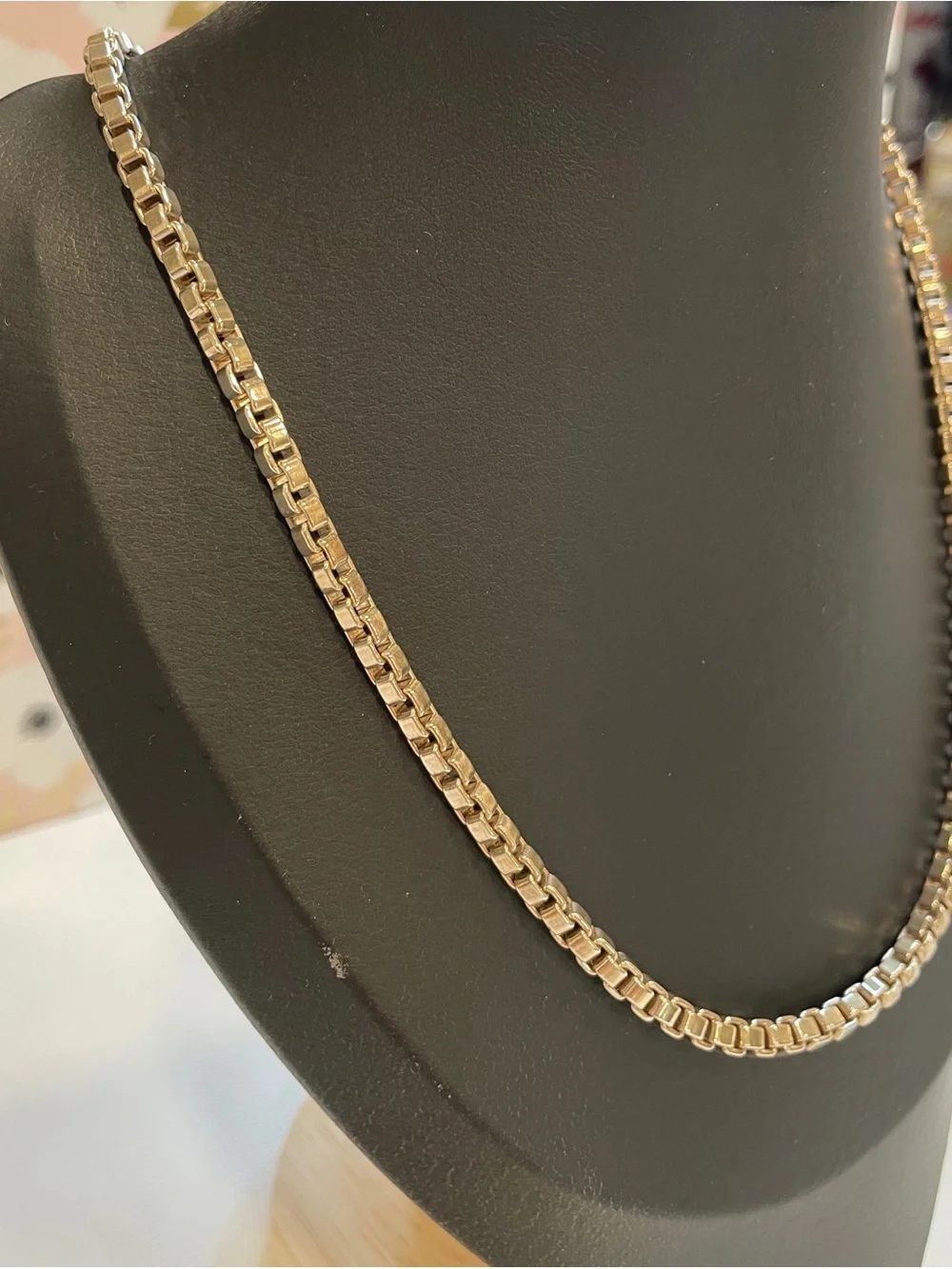 Tiffany & Co. 925 Sterling Silver  Venetian Link Chain Necklace 18